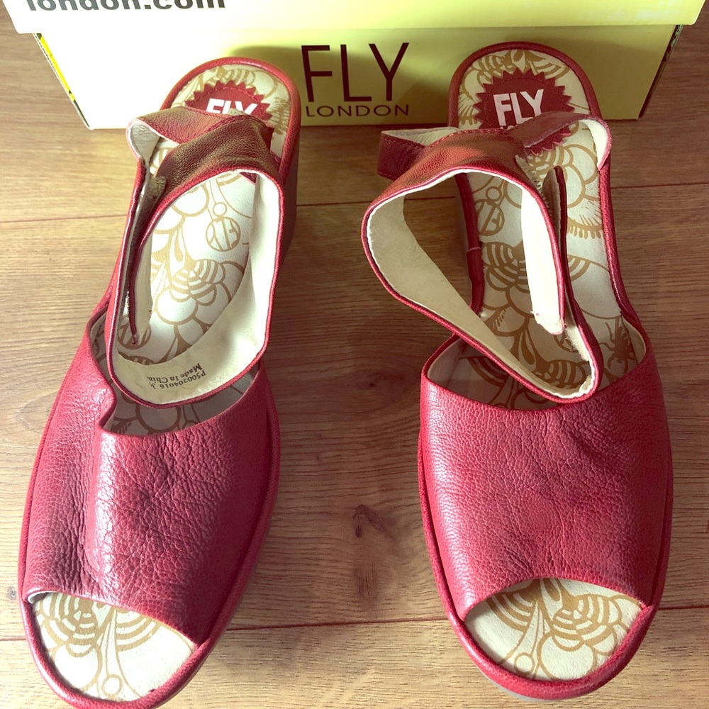 Fly red platform sandals